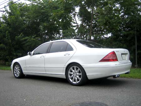 NYC Mercedes Limousine Exterior